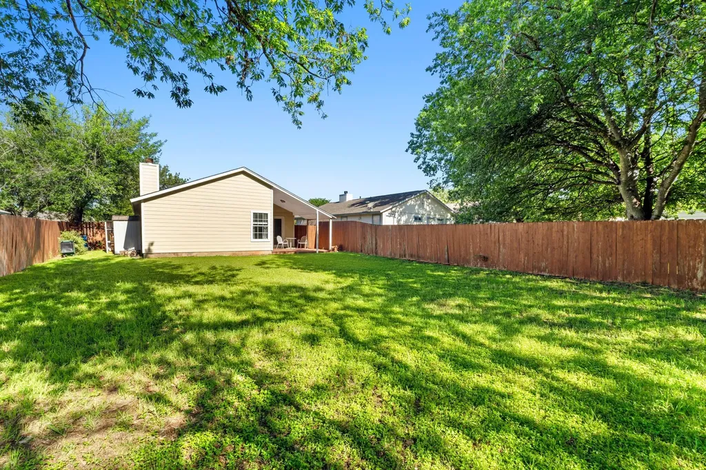 9511 Curlew Drive Austin TX 78748