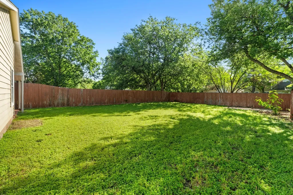 9511 Curlew Drive Austin TX 78748