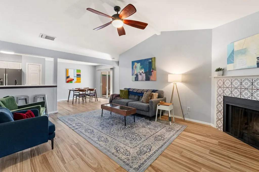 9511 Curlew Drive Austin TX 78748