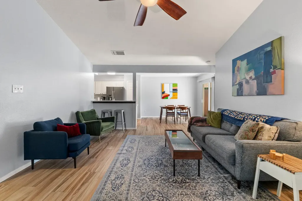 9511 Curlew Drive Austin TX 78748