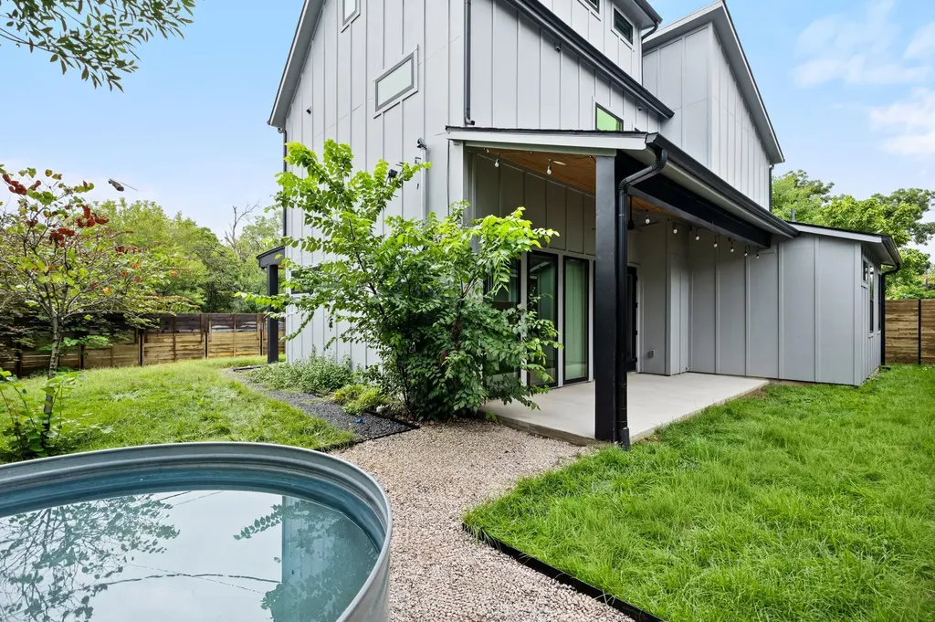 3508 Lyons Road Austin TX 78702