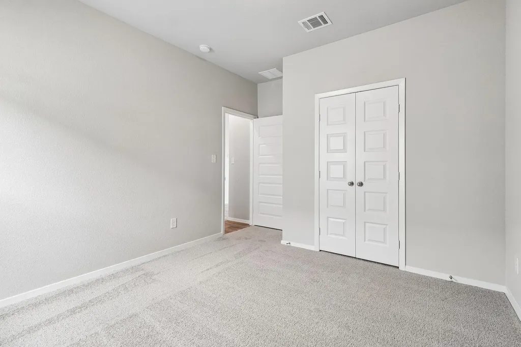 108 Bountiful Lane Elgin TX 78621
