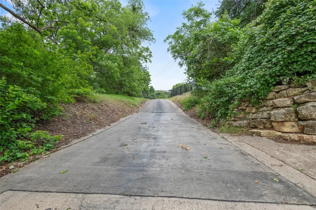 14601 Running Deer Trail Austin TX 78734