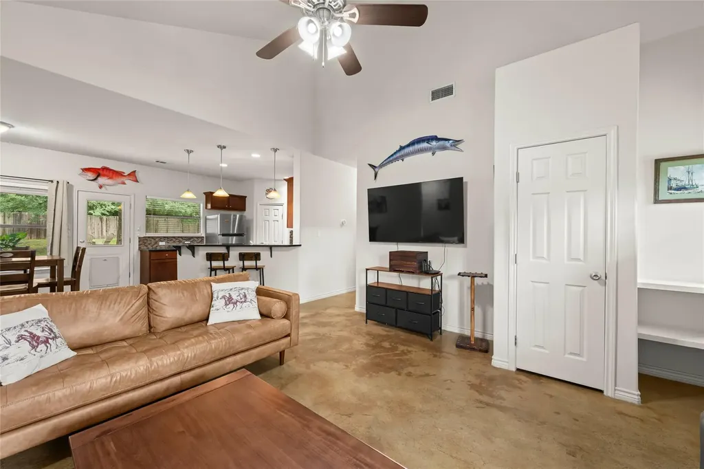 14601 Running Deer Trail Austin TX 78734