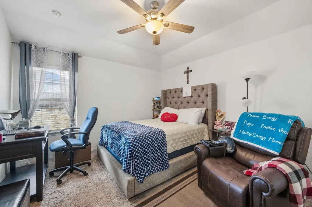 702 Puerta Vallarta Lane Austin TX 78748
