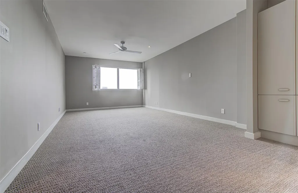 40 N Interstate 35 Highway Austin TX 78701