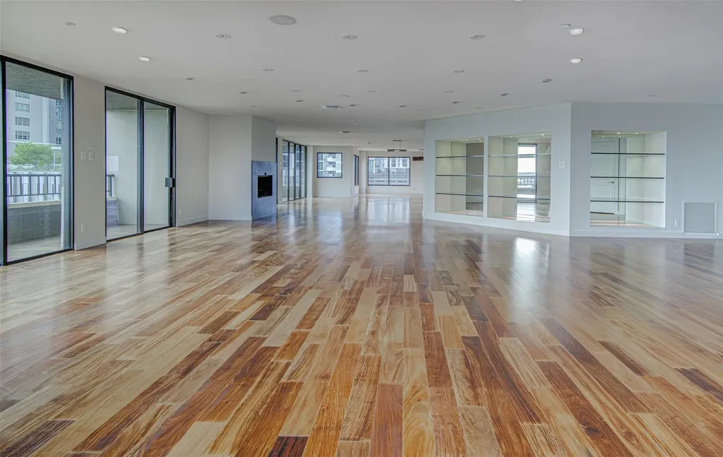40 N Interstate 35 Highway Austin TX 78701