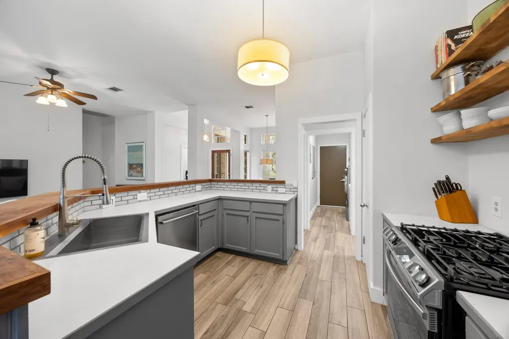 3607 Latimer Drive Austin TX 78732