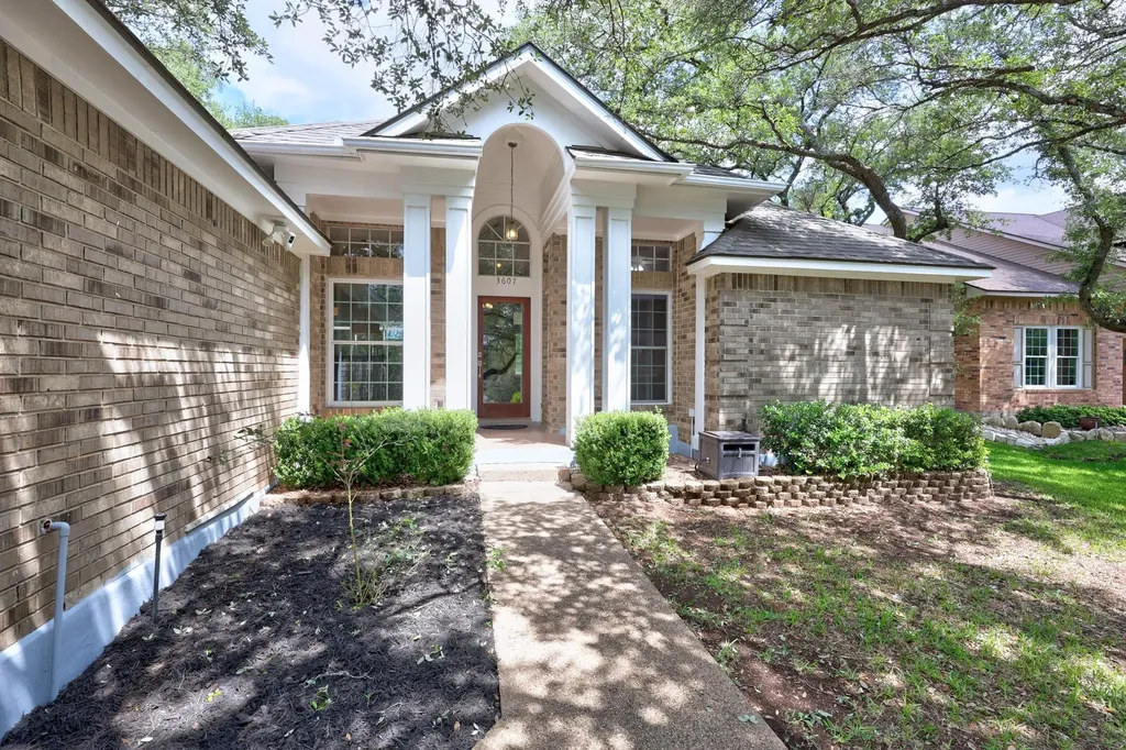 3607 Latimer Drive Austin TX 78732