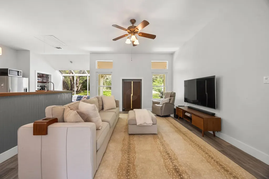 3607 Latimer Drive Austin TX 78732