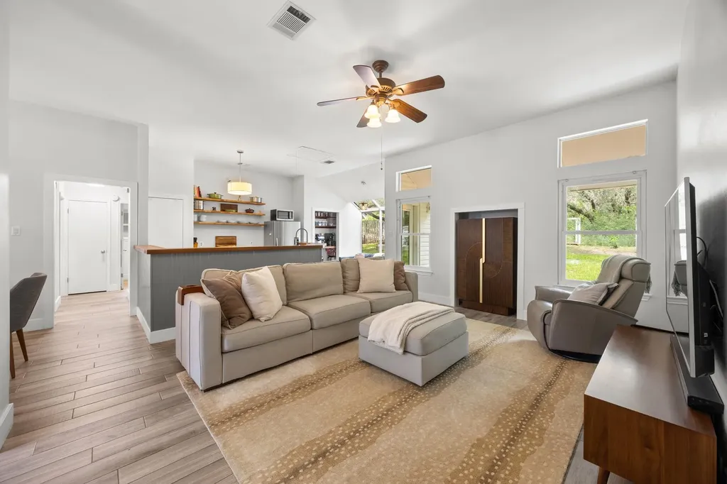 3607 Latimer Drive Austin TX 78732