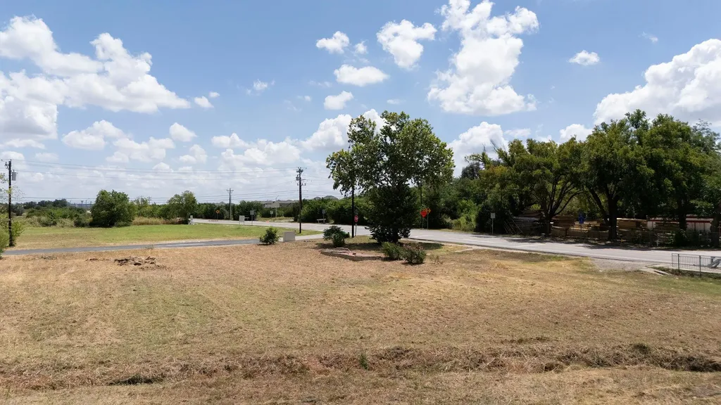 101 E South Street Leander TX 78641