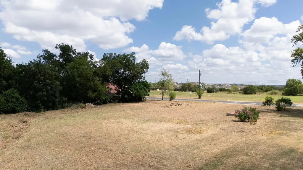101 E South Street Leander TX 78641