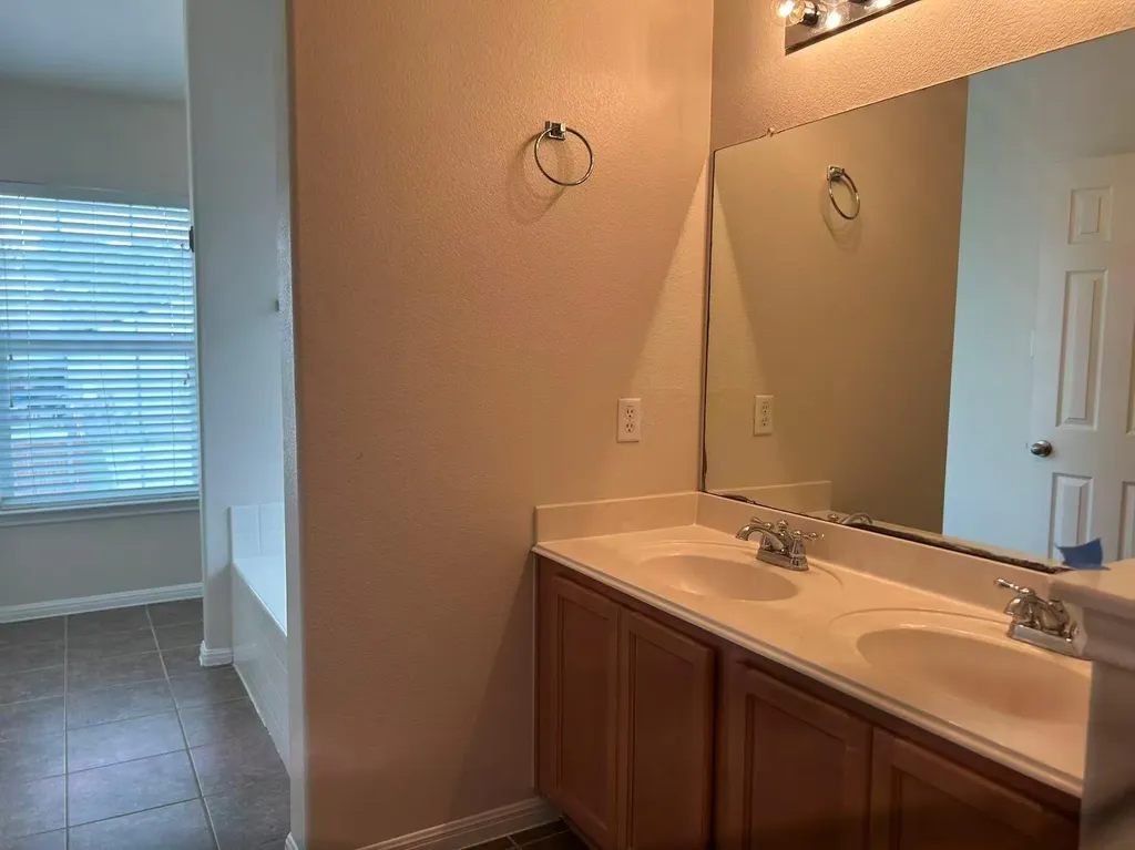 3703 Holden Court Round Rock TX 78665