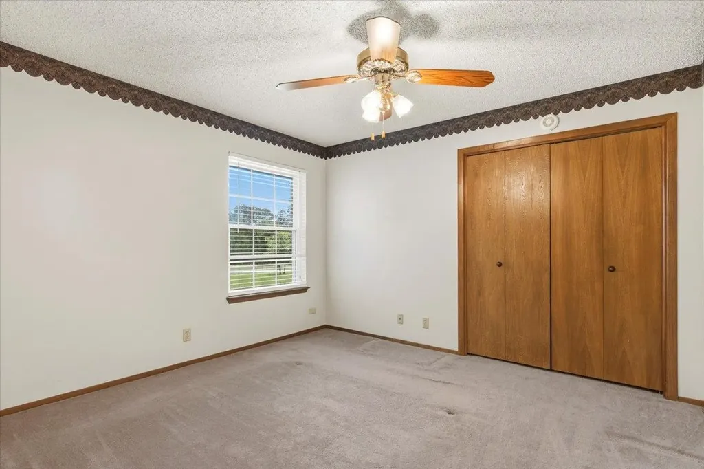 250 Hickory Drive Elgin TX 78621