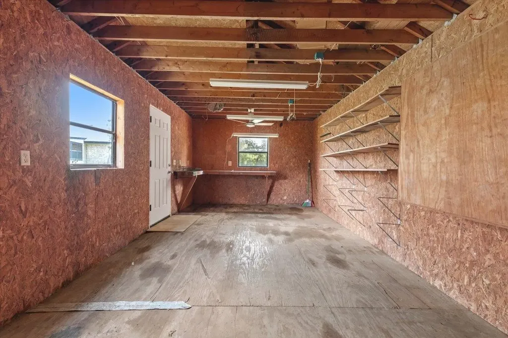 250 Hickory Drive Elgin TX 78621