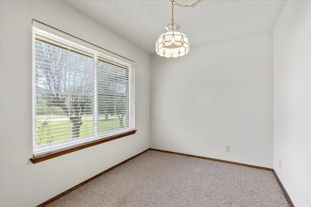 250 Hickory Drive Elgin TX 78621