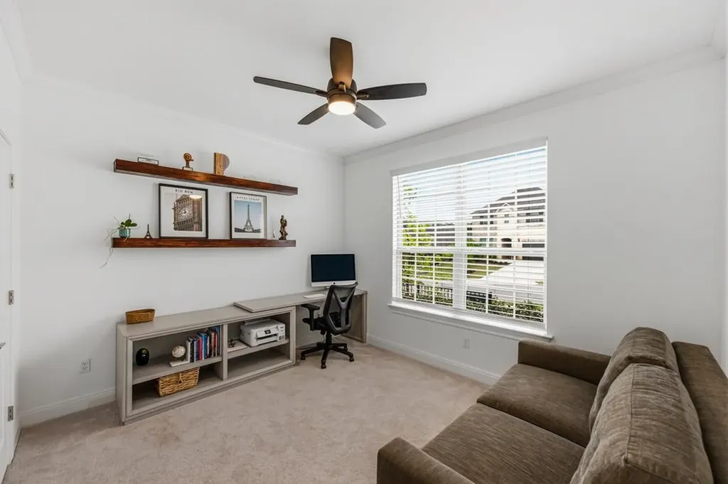 6700 Cliff Rose Drive Spicewood TX 78669