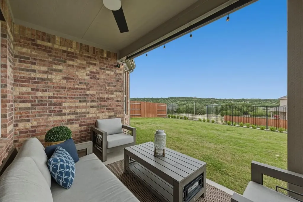 6700 Cliff Rose Drive Spicewood TX 78669