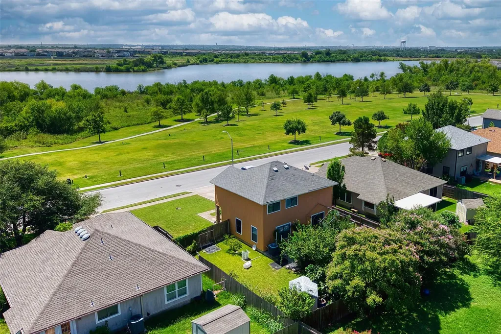 1347 Lakeside Loop Round Rock TX 78665