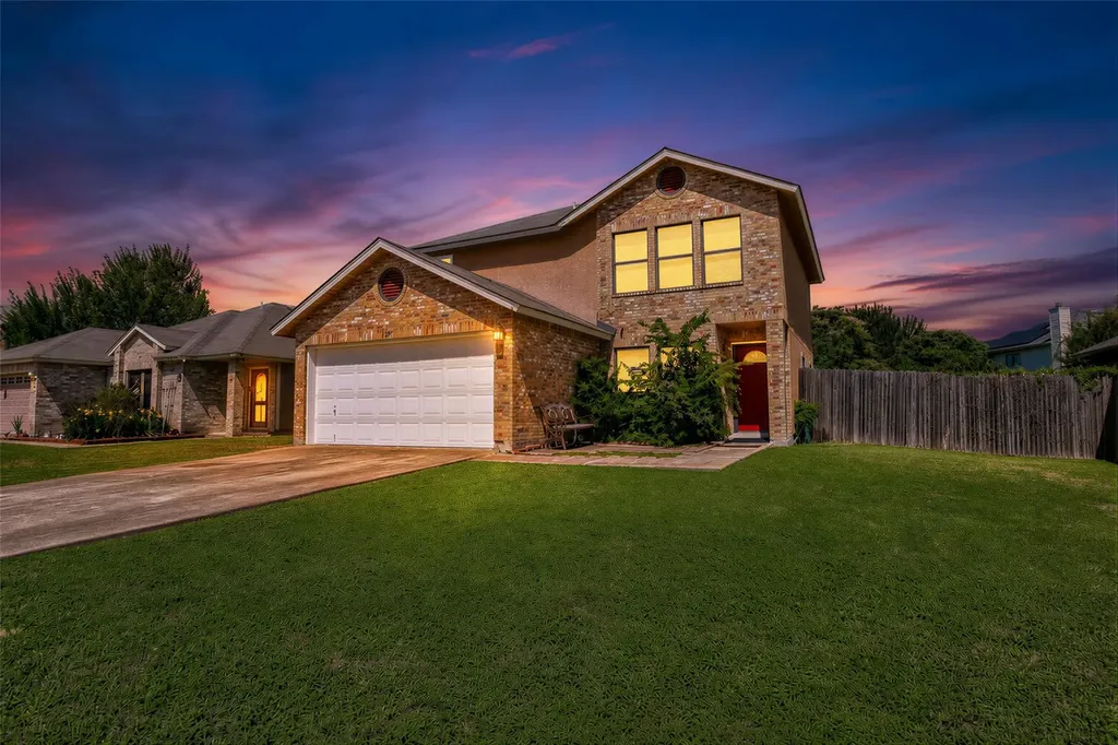 1347 Lakeside Loop Round Rock TX 78665