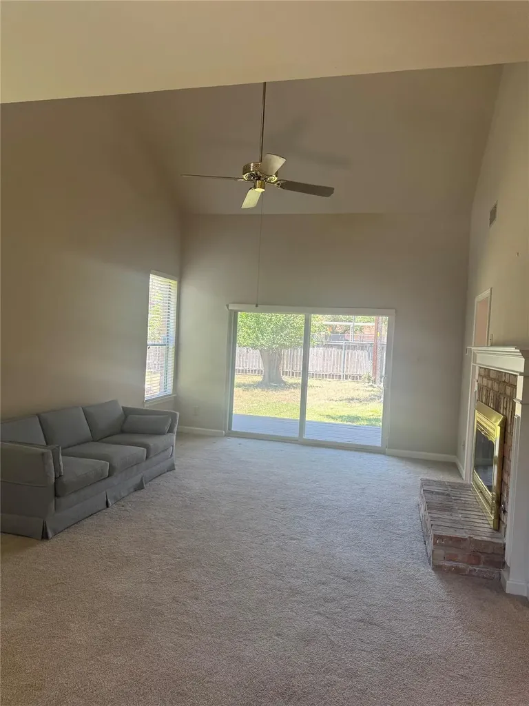 8502 Cima Oak Lane Austin TX 78759