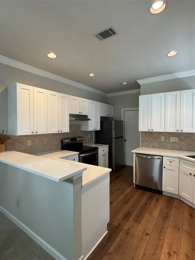 8502 Cima Oak Lane Austin TX 78759