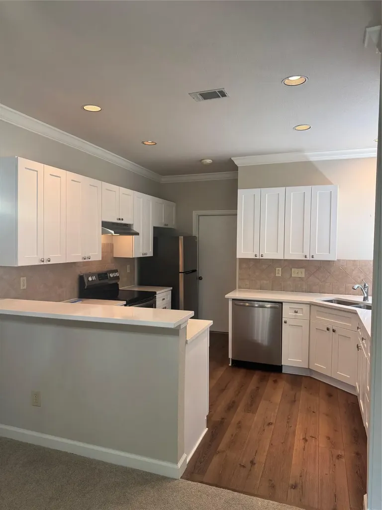 8502 Cima Oak Lane Austin TX 78759