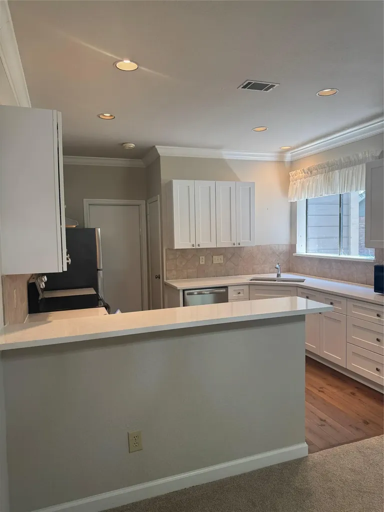 8502 Cima Oak Lane Austin TX 78759