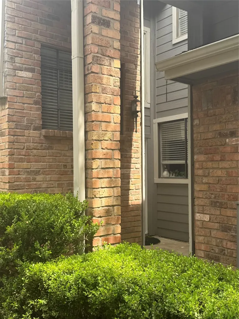 8502 Cima Oak Lane Austin TX 78759
