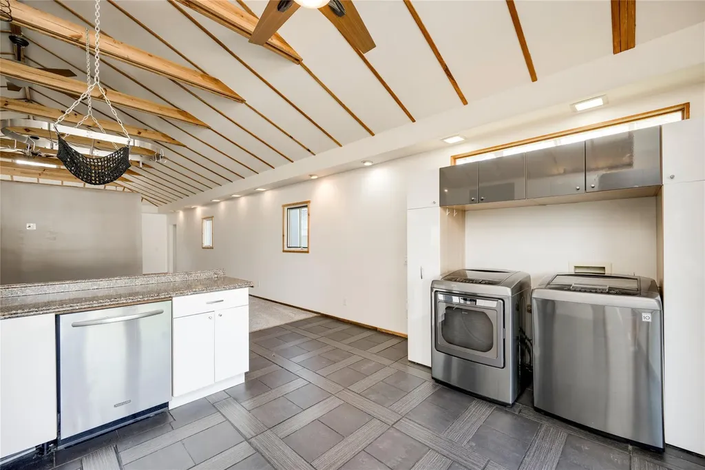 2713 Sweeney Lane Austin TX 78723