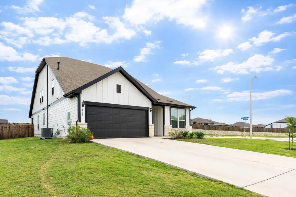 237 Sand Lily Lane Georgetown TX 78626