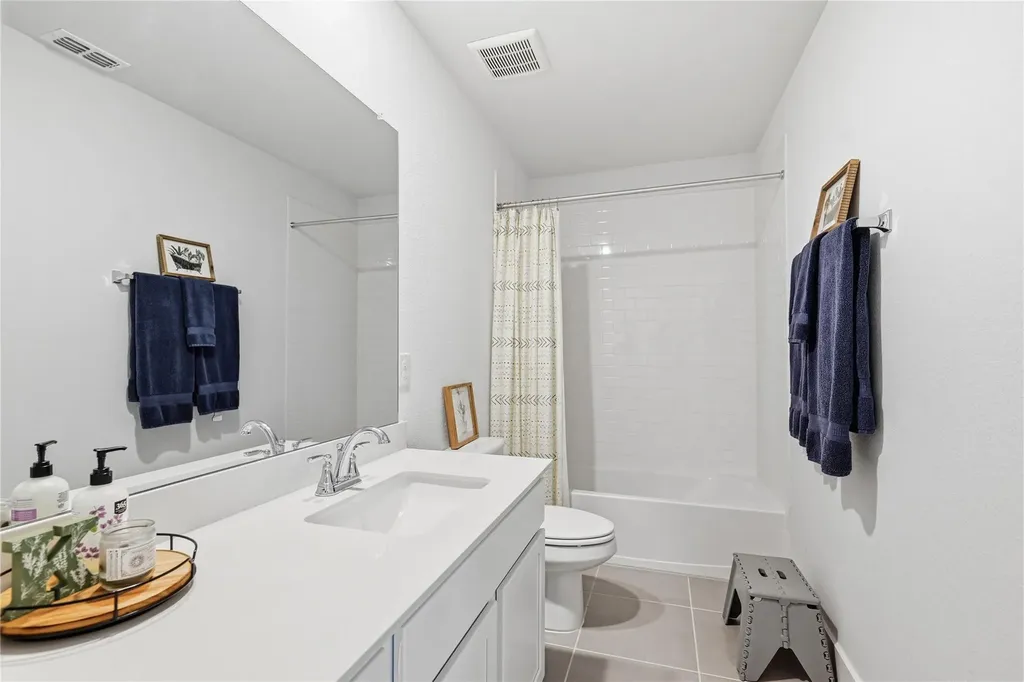 139 Ginger Street Buda TX 78610