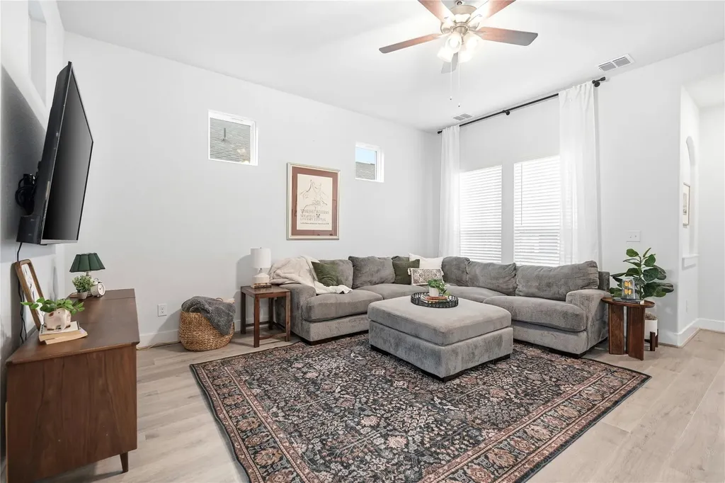 139 Ginger Street Buda TX 78610