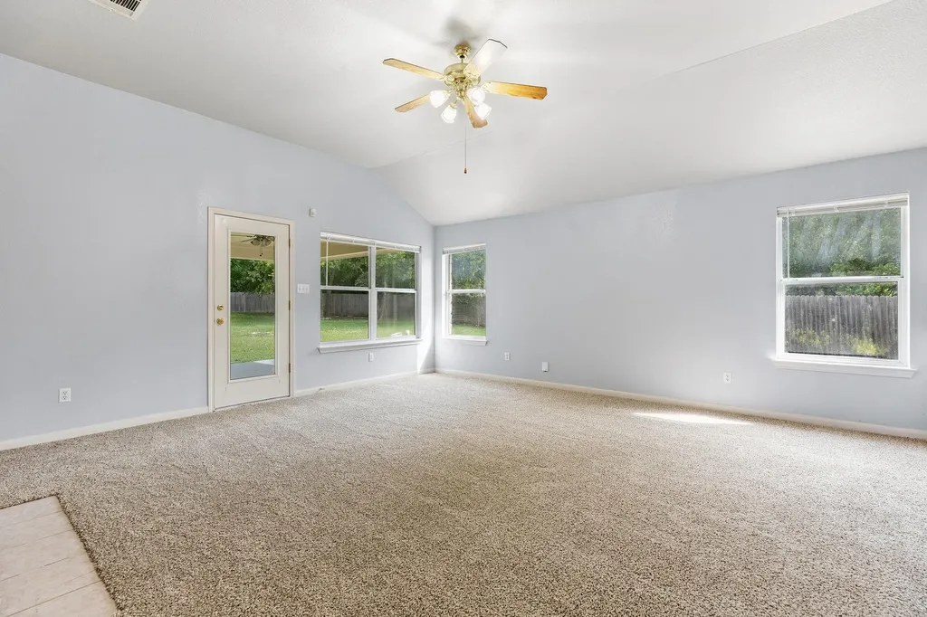 307 Chandler Crossing Cove Round Rock TX 78665