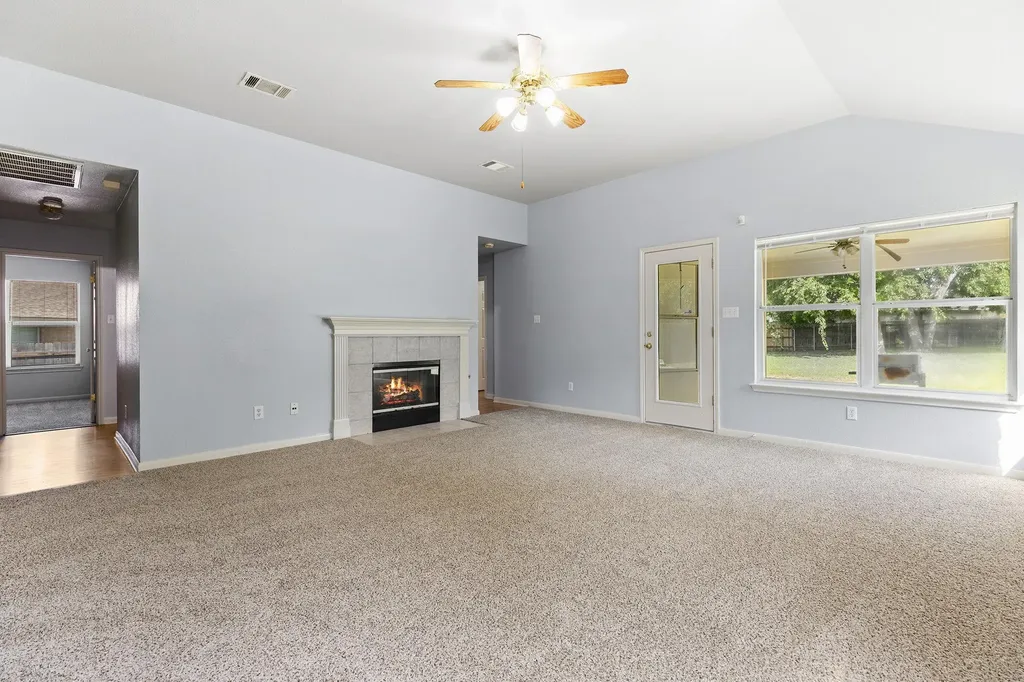 307 Chandler Crossing Cove Round Rock TX 78665