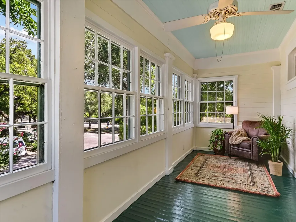 200 W 40th Street Austin TX 78751