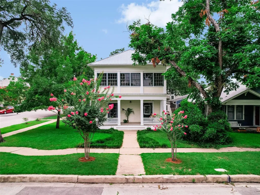 200 W 40th Street Austin TX 78751