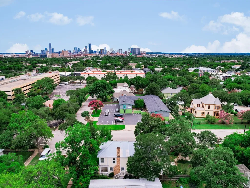 200 W 40th Street Austin TX 78751