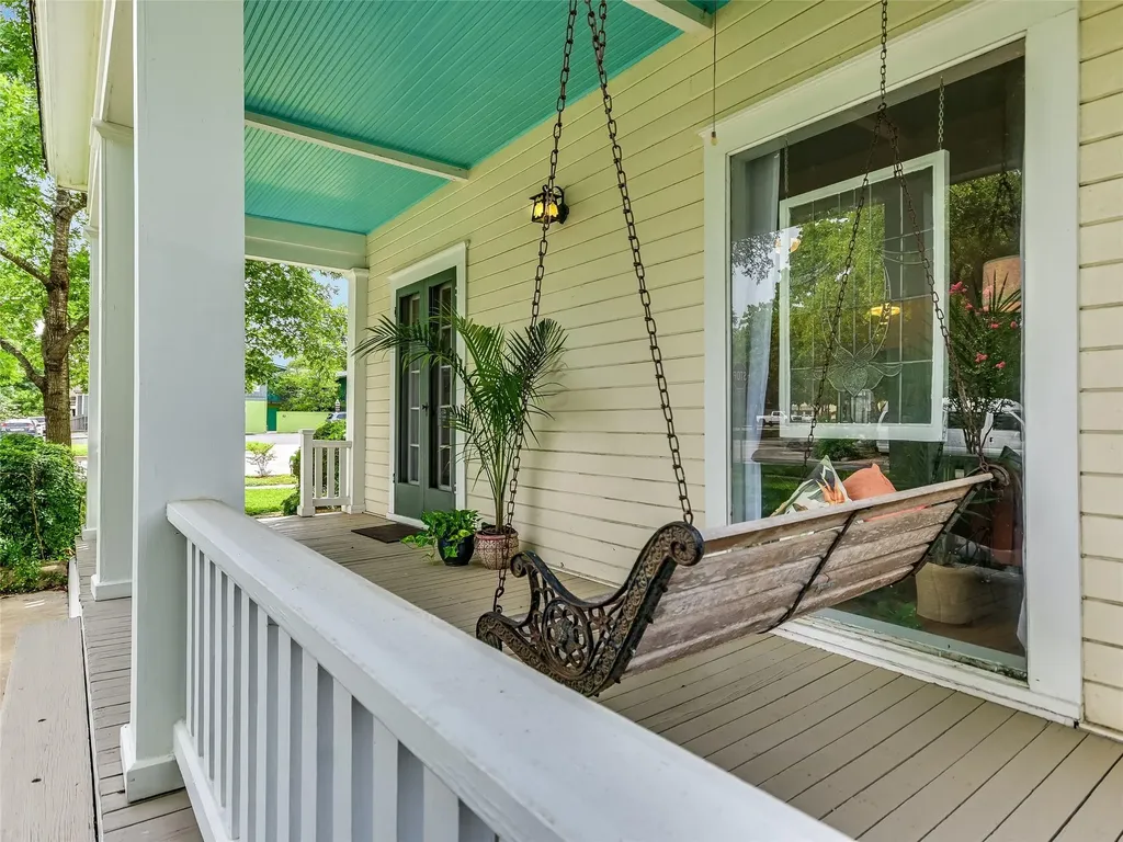 200 W 40th Street Austin TX 78751