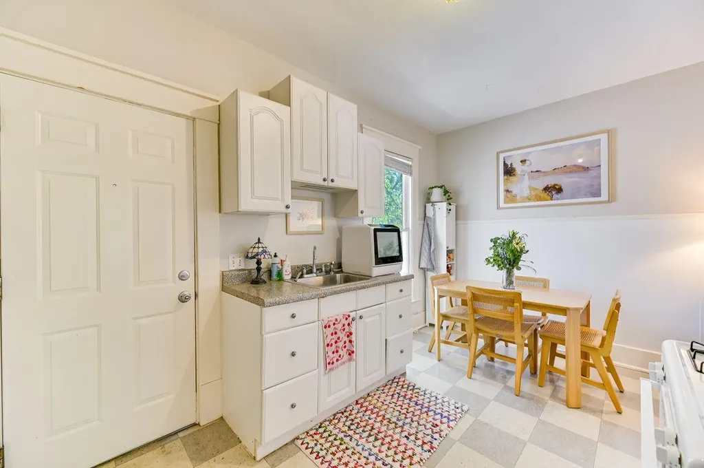 200 W 40th Street Austin TX 78751