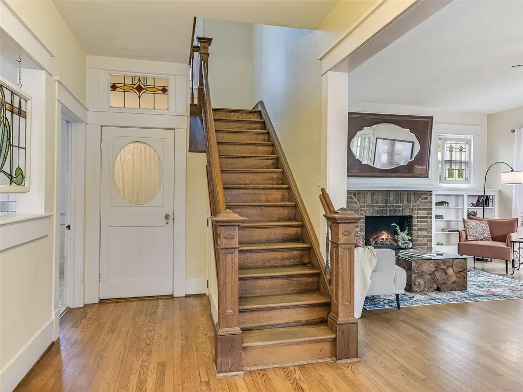 200 W 40th Street Austin TX 78751