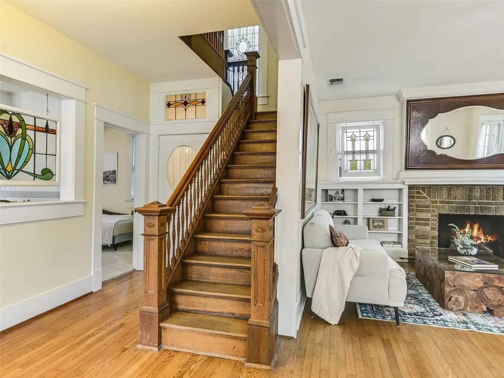 200 W 40th Street Austin TX 78751