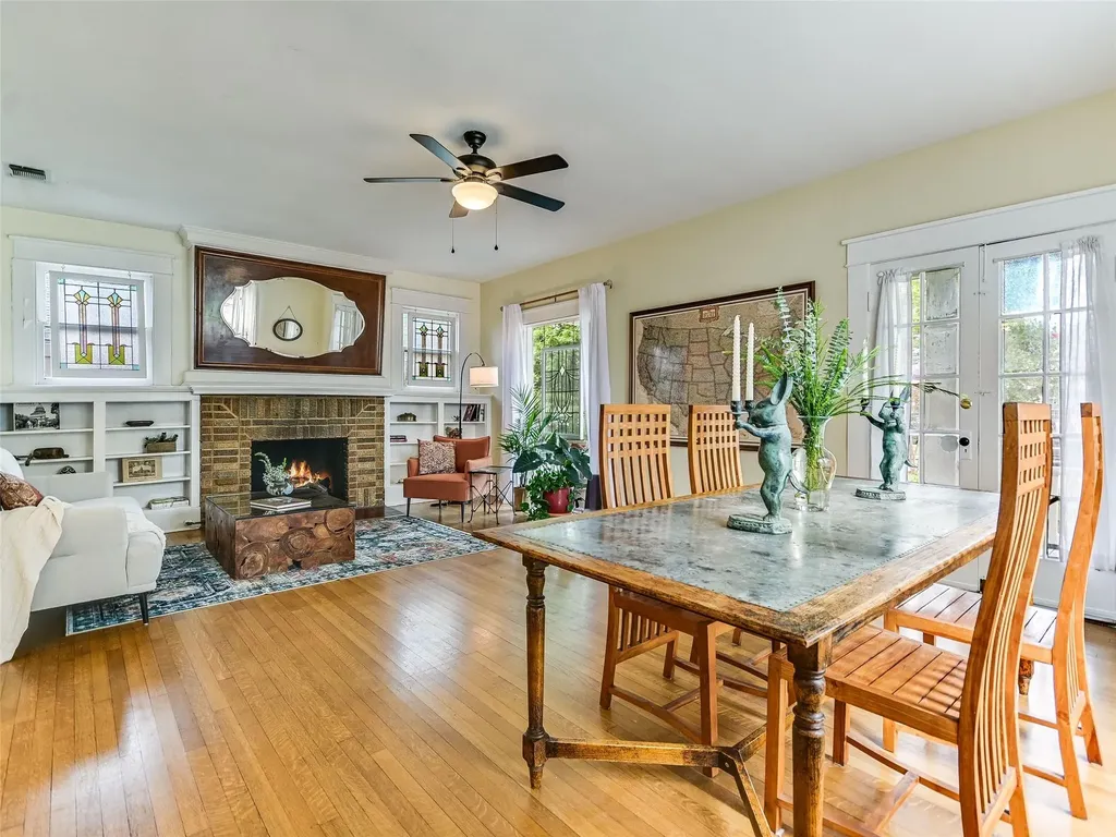 200 W 40th Street Austin TX 78751