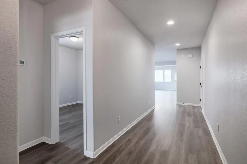 320 E Broade Street Leander TX 78641
