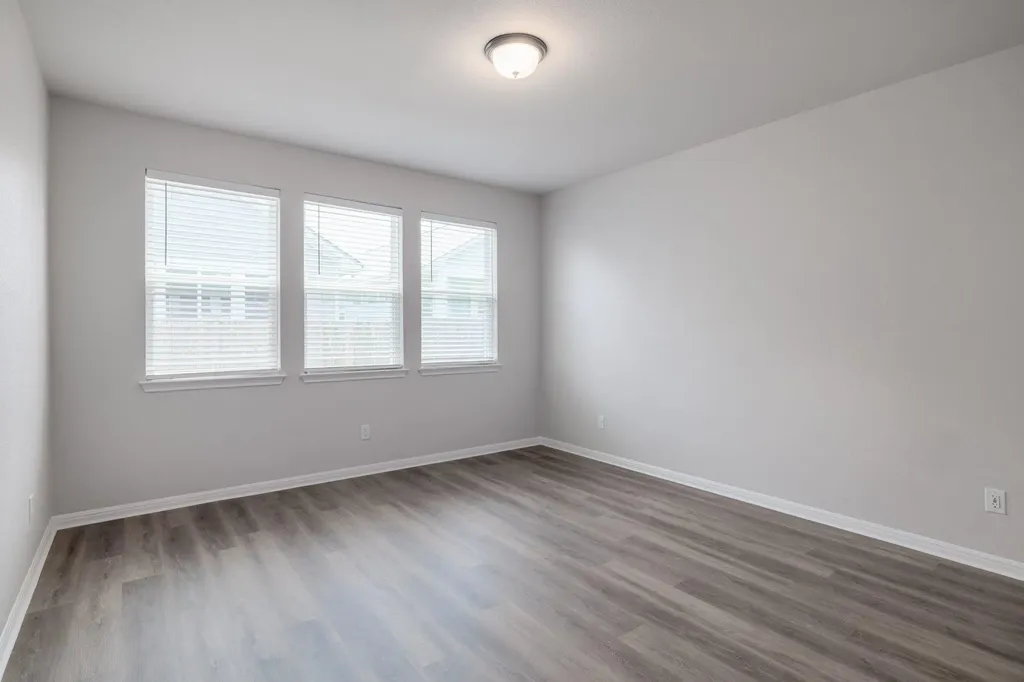 320 E Broade Street Leander TX 78641