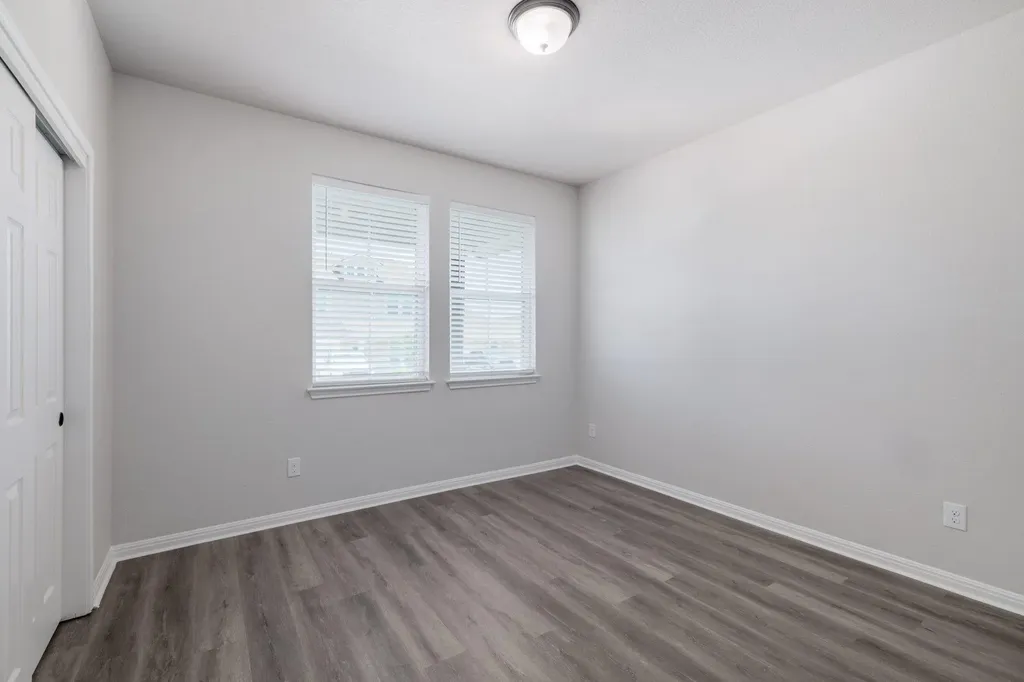 320 E Broade Street Leander TX 78641