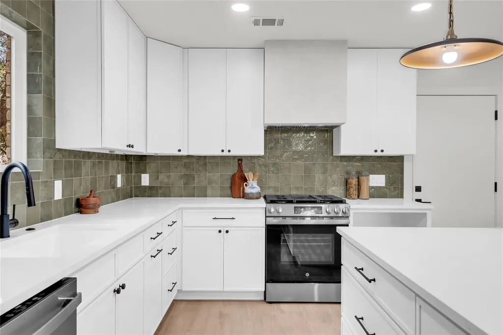 6701 Rearden Road Austin TX 78745
