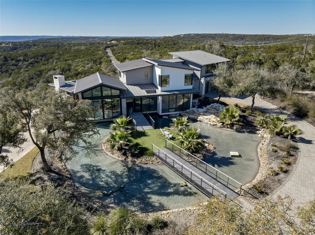 8209 Two Coves Drive Austin TX 78730