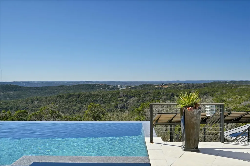 8209 Two Coves Drive Austin TX 78730